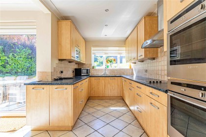 photo for Bushey Heath, Bushey, Hertfordshire