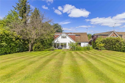 photo for Bushey Heath, Bushey, Hertfordshire