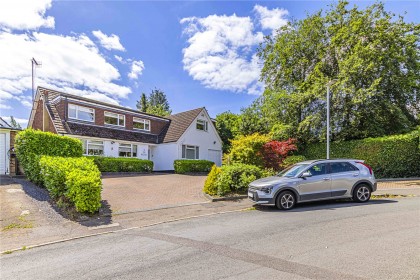 photo for Bushey Heath, Bushey, Hertfordshire