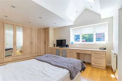 photo for Bushey Heath, Bushey, Hertfordshire