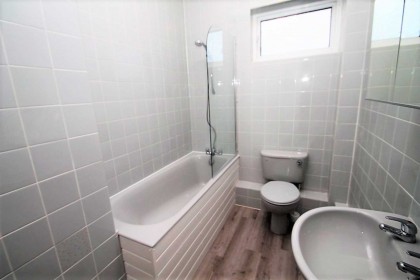 photo for Eaton Bray, Dunstable, Bedfordshire