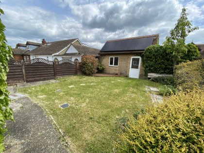 photo for Slapton, Leighton Buzzard, Buckinghamshire