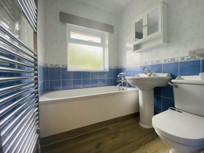 photo for Hawthorn Close, Dunstable, Bedfordshire