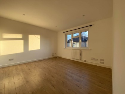 photo for Oldhams Meadow, Aylesbury, Buckinghamshire