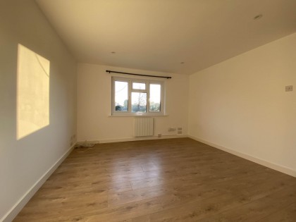 photo for Oldhams Meadow, Aylesbury, Buckinghamshire