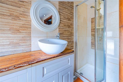 photo for Heath And Reach, Leighton Buzzard, Buckinghamshire