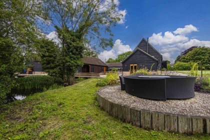 photo for Stanbridge, Leighton Buzzard, Buckinghamshire