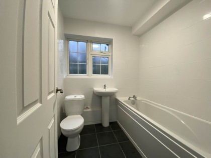photo for Hunton Bridge, Kings Langley, Hertfordshire