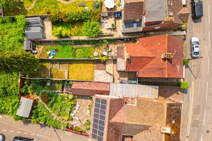 photo for Rucklers Lane, Kings Langley, Hertfordshire