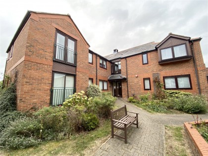 photo for High Street, Kings Langley, Hertfordshire