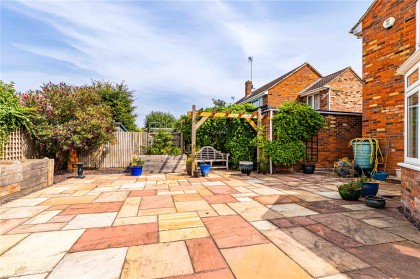 photo for Edlesborough, Buckinghamshire