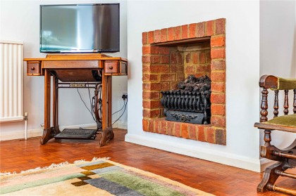 photo for Edlesborough, Buckinghamshire