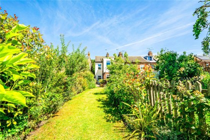 photo for Eaton Bray, Dunstable, Bedfordshire