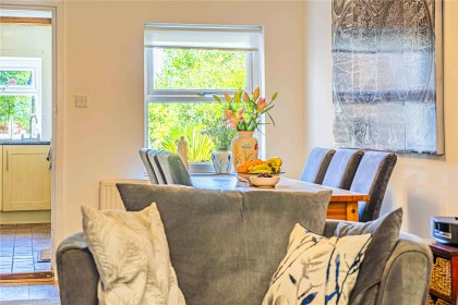 photo for Eaton Bray, Dunstable, Bedfordshire