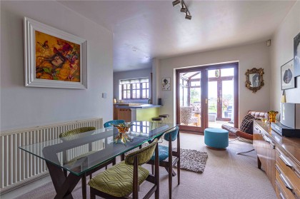 photo for Leighton Road, Northall