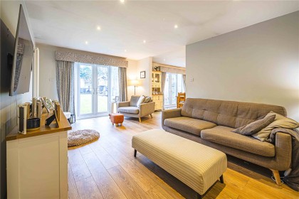 photo for Aston Clinton, Aylesbury, Buckinghamshire