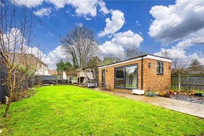 photo for Aston Clinton, Aylesbury, Buckinghamshire