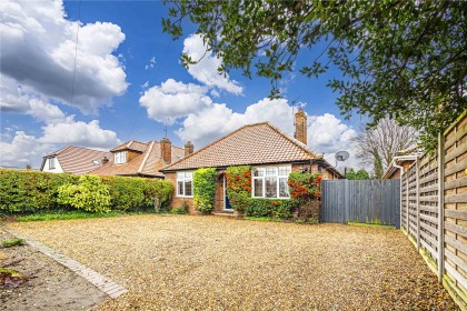 photo for Aston Clinton, Aylesbury, Buckinghamshire