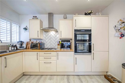 photo for Aston Clinton, Aylesbury, Buckinghamshire