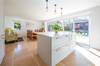 photo for Edlesborough, Buckinghamshire