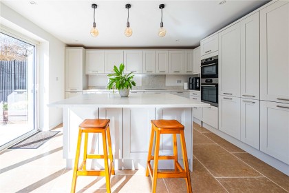 photo for Edlesborough, Buckinghamshire