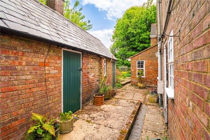 photo for Whipsnade, Central Bedfordshire