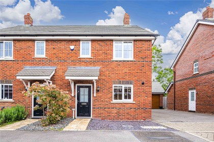 photo for Edlesborough, Buckinghamshire