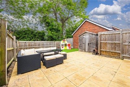 photo for Edlesborough, Buckinghamshire
