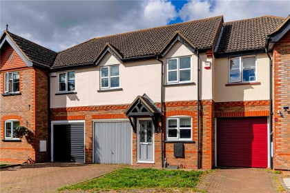 photo for Eaton Bray, Central Bedfordshire