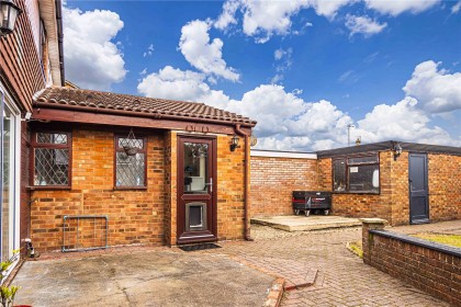 photo for Eaton Bray, Central Bedfordshire