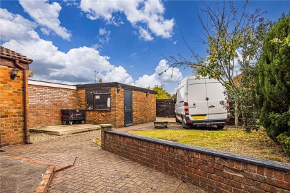 photo for Eaton Bray, Central Bedfordshire