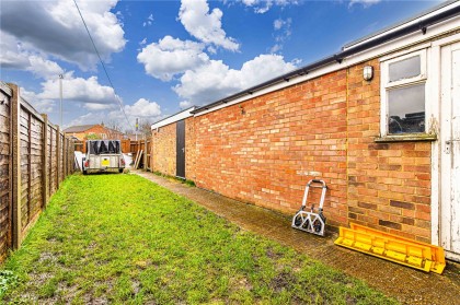 photo for Eaton Bray, Central Bedfordshire