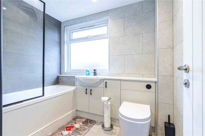 photo for Eaton Bray, Central Bedfordshire