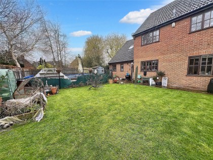 photo for Eaton Bray, Central Bedfordshire