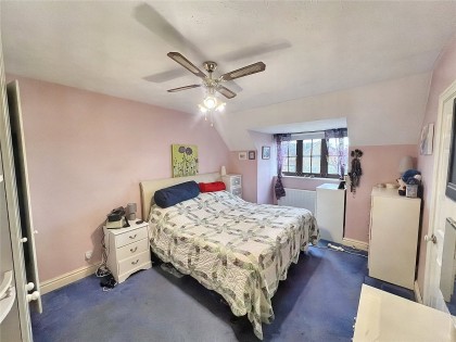 photo for Eaton Bray, Central Bedfordshire