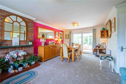 photo for Eaton Bray, Central Bedfordshire