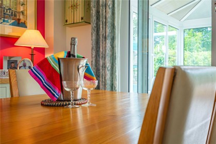 photo for Eaton Bray, Central Bedfordshire