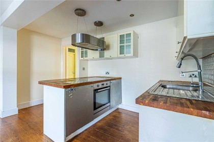 photo for Eaton Bray, Bedfordshire