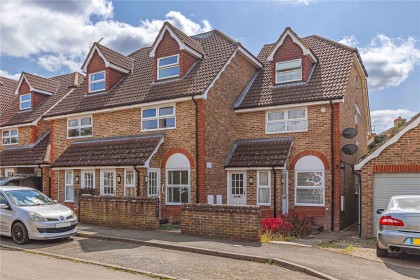 photo for Eaton Bray, Bedfordshire