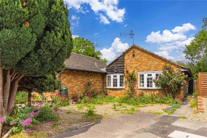 photo for Edlesborough, Dunstable, Buckinghamshire