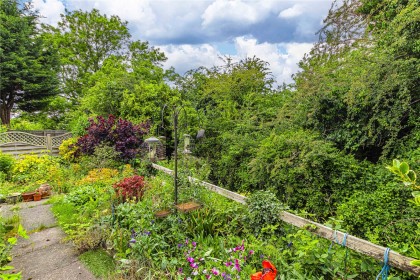 photo for Edlesborough, Dunstable, Buckinghamshire