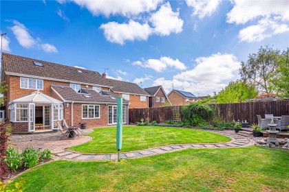 photo for Eaton Bray, Central Bedfordshire