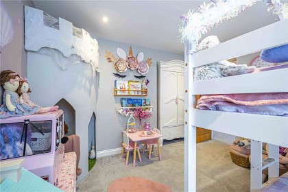 photo for Kensworth, Central Bedfordshire