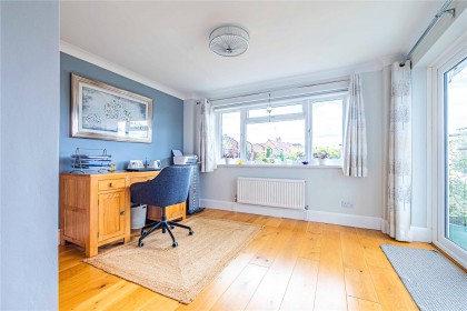 photo for Eaton Bray, Central Bedfordshire