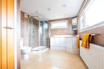 photo for Eaton Bray, Central Bedfordshire