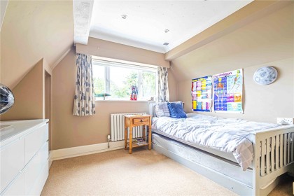 photo for Eaton Bray, Central Bedfordshire