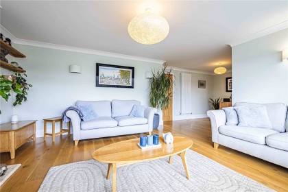 photo for Eaton Bray, Central Bedfordshire