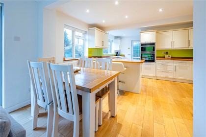 photo for Eaton Bray, Central Bedfordshire