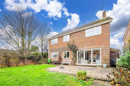 photo for Eaton Bray, Central Bedfordshire