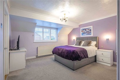 photo for Eaton Bray, Central Bedfordshire